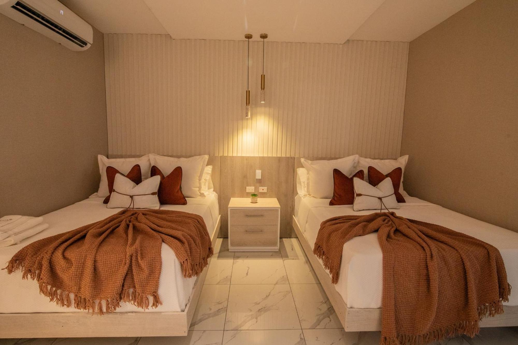 Lovera Hotel Santiago De Los Caballeros Eksteriør billede