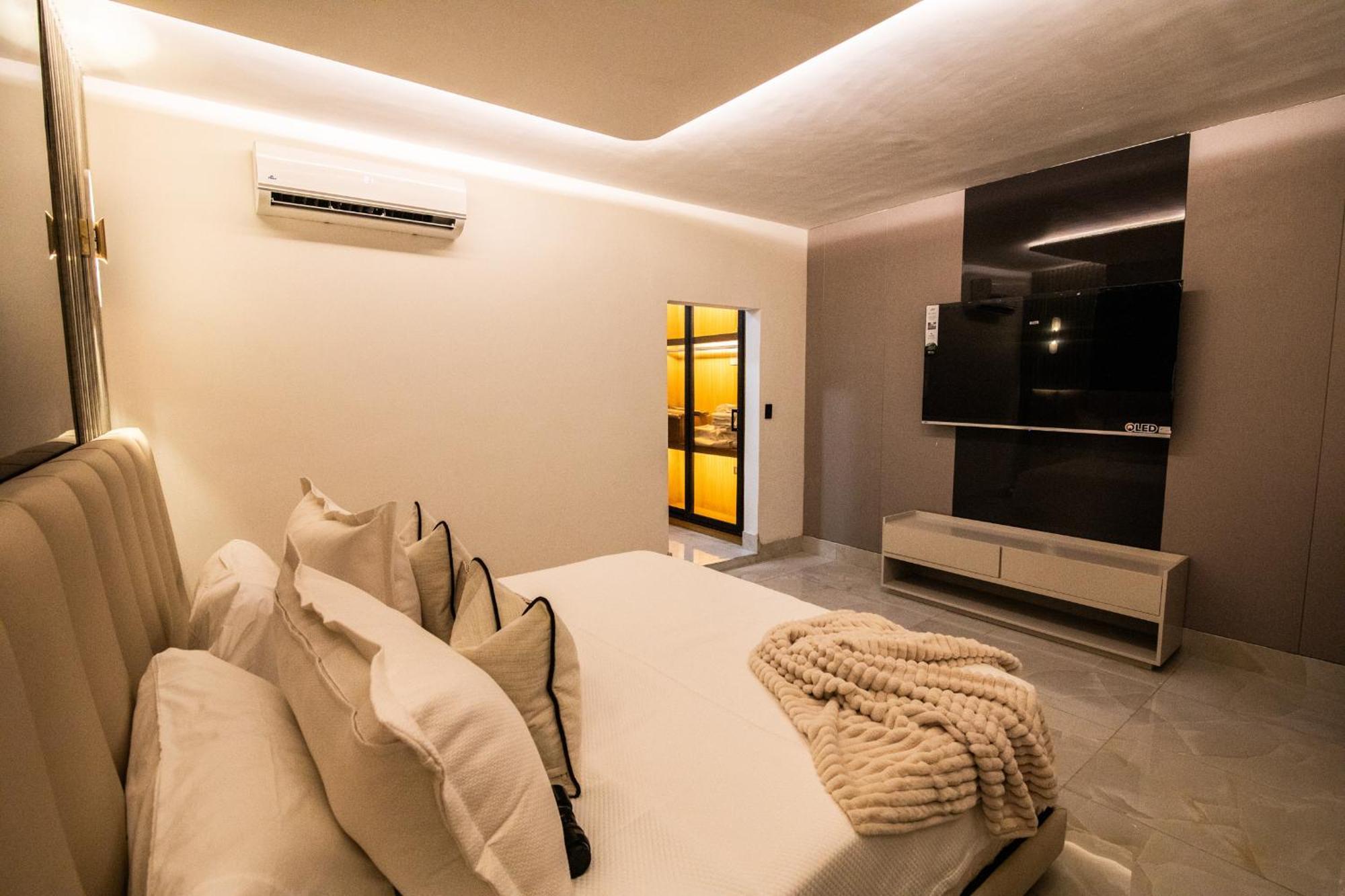 Lovera Hotel Santiago De Los Caballeros Eksteriør billede